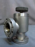 Varian 951-5092 Stainless Steel Right Angle 1.5" Vacuum Valve. Fixed Price $69.95.