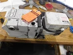 Leybold Modell D16B Vacuum Pump. For Parts. Fixed Price $224.99.