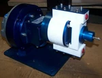 New Teqcom 1/4" Fnpt Driven Diaphragm Pump DDP-I-AIR-RV1 Gast 2AM-NCC-43A. Fixed Price $314.99.