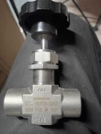Swagelok SS-18RF8-BKP Stainless Steel Needle Valve S05582337B Model. Fixed Price $70.00.