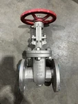New-no Box Warren 1156 CF8M 316 Flanged Gate Valve; Ss; Size: 1/2"; Class: 150. Fixed Price $500.00.