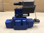 Rexroth 0811404602 Servo Valve Bosch R978714455 #4011D57PR5. Fixed Price $4200.00.