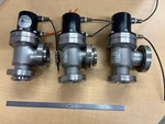 Lot Of 3 High Vacuum Apparatus Right Angle Pneumatic Valve 165-0150-2. Fixed Price $155.00.