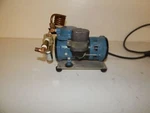 Thomas Instruments Model 107CE11 572 Tfe Pump (SQS40). Fixed Price $33.75.