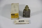 Parker Schrader Bellows C1037 Piston Op Valve, 3/8" - New. Fixed Price $83.12.