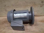 Toshiba IK-FCKLK8 Induction Motor 0.2KW 3P 60HZ 480V Frame 63 1720 Rpm Pole. Fixed Price $280.00.
